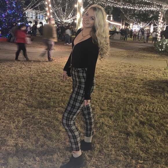 Meet your Posher, Helen - Picture 3 of 5